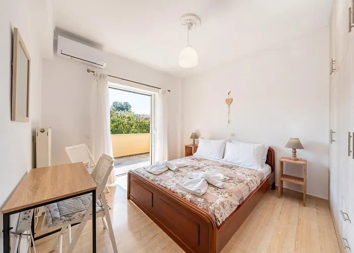 Lotus 3 Appartement Almiros strand
